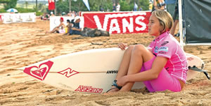 Carissa Moore, 13, who advanced to the Roxy Pro quarterfinals last year, returns to the North Shore’s Triple Crown of Surfing Nov. 12-Dec. 20. Kicking it off Nov. 9 are 7 and 9 p.m. screenings of ‘Peel: the Peru Project’ at Haleiwa Gym to benefit Waialua Community Ass’n. Photo by Carol Cunningham.