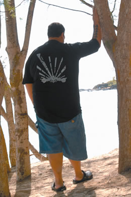 Peni Puaauli: Natural Vibrations black T-shirt with rays logo big & tall $19.99