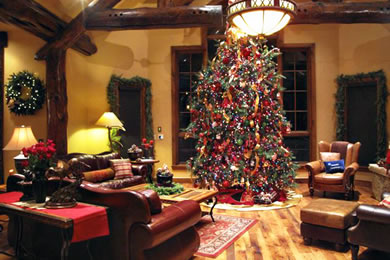 The main Christmas tree is a 13-foot Douglas fir shipped in from Oregon. It has 3,000 colored lights