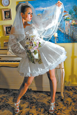 Victoria Sharov: ZhanVi swan wedding dress with veil $1,200