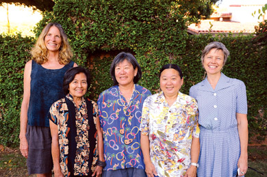 Sharon Sussman, Maile Yawata, Mary Mitsuda, Diane Ko and Susan Johnson