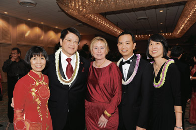Betty Brow, Jeff and Susan Lau, and Leonard and Lori Kam