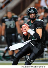 Colt Brennan could surpass Timmy Chang's records at UH