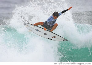Mason Ho caused many upsets on his way to meeting the winner of the event, Jordy Smith, in the semis at the 2007 Billabong World Junior Championships in Sydney, Australia, Jan 7.