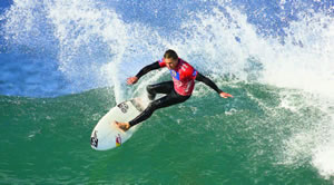 Andy Irons of Kauai rips it up in South Africa