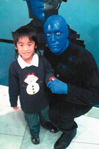Leion and a Blue Man