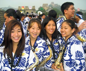 Pearl City High School band members Candace Sakamoto, Traci Oba, Raena Woo and Shea Momohara played their alto saxophones on the Great Wall. Photo from Ronald Susa.