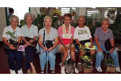 Miyoko Kaneshiro, Lillian Oshiro, Dot Kawakami, Elaine Yoshioka, Mildred Tarasawa , Beatrice Tashiro