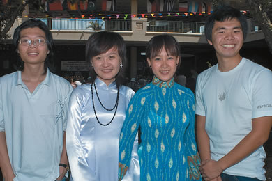Duc Le, Hannah Nguyen, Tu Le and Yuta Ishii