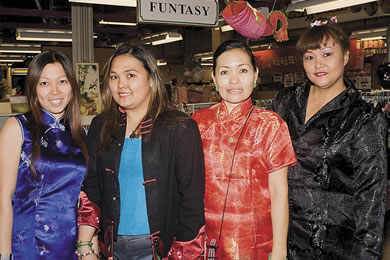Donna Bauzon, Via Vanbokhoven, Ruth Wong and Liz Delfico