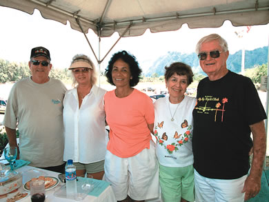 Bill and Margaret O’Connell, Mele Worthington, Becky and Perry Brown