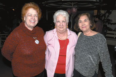 Deborah Gutermuth, Kathleen Phillipson and Ginger Yong