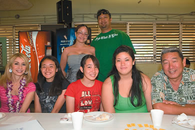 (front, from left) Kim, Lakeisha, Kennesha, Amberly and Ken Saito, (back) Jaime Patacsil and Kai Gie