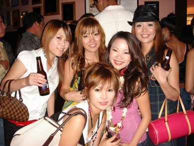 Krislyn Hashimoto with friends Hanae Otani, Tomomi Okazaki, Ayumi Suzumura and (front) Yasuko Yokoya