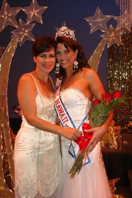 Nadine Wise with pageant director Luana Alapa-Hee