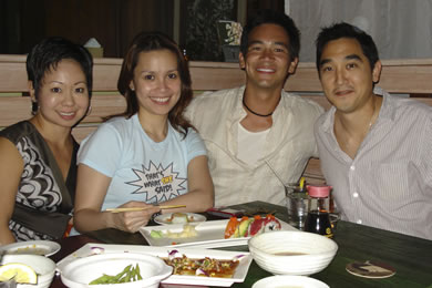 Doraku Sushi owner Kevin Aoki welcomes Lea Salonga-Chien with cousins Christine Yasunaga and Todd