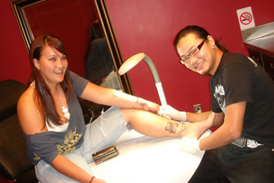 Stacie gets inked by tattoo artist Ryoma 