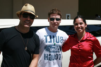 Jeremy Piven and Kevin Connolly with Hilton Hawaiian Village account executive Denise Aurio.