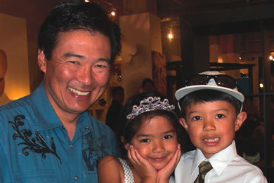 KGMB9 weather anchor Guy Hagi with his adorable children, 5-year-old Alia and 6-year-old Luke.