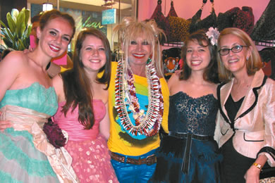 Betsey with sisters Devon, KK and Kelsey Hughes and their mom Shelby.