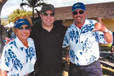 Actor Kevin James with Sony Open in Hawaii volunteers Tina Abernathy and Stephen Vierra