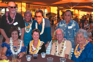 The Edge of Waikiki party also honored Waikiki's beach boys, beach girls and entertainers. 