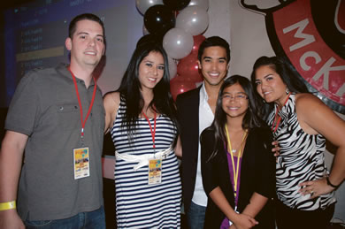 Gleeks gathered at Stage Restaurant at Honolulu Design Center for a private Glee season 2