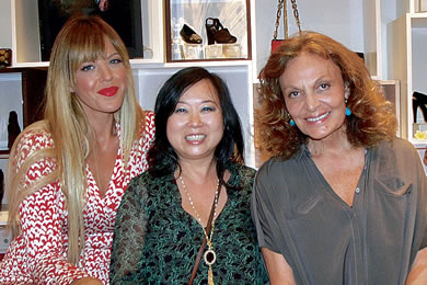 DVF Honolulu sales supervisor Jasmine Allen, Nadine Kam and Diane von Furstenberg.