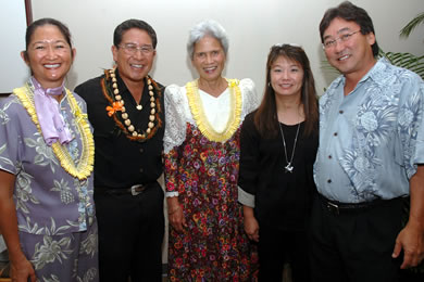 Anna Akaka, Dan Akaka Jr., Claire Hughes, Linda Yamada and Miles ...