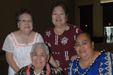 Peter Jhun and Tuakifa Lomu, (back) Blossom Jhun and Susan Jhun Lagoo ...