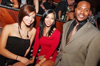 Linda Le, Lisa Wong and Bryan Simpson