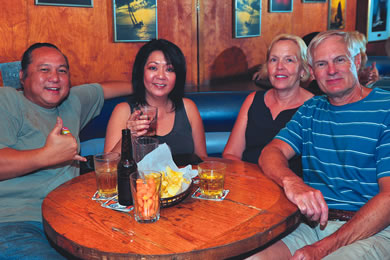 Dean Lum, Liane Higa, Cheryl and Steve Loeffelholz