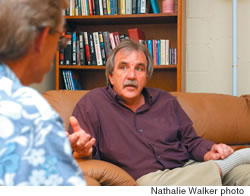 Honolulu Vet Center director Steve Molnar in a counseling session with a client