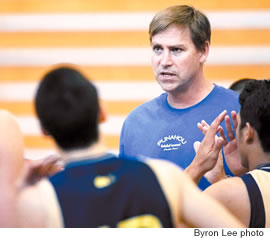 Dan Hale: no pressure in return to Punahou