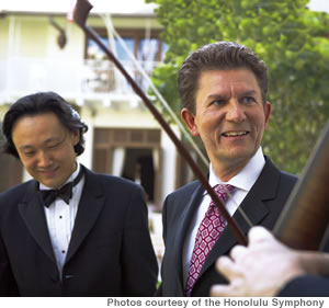 Maestro Delfs meets Honolulu musicians, including concertmaster Iggy Jang
