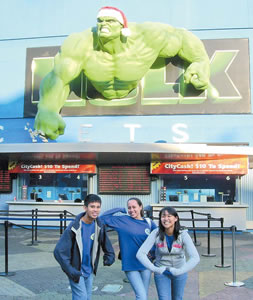 Punahou marching band students Reshley Dalisay, Rachel King and Elise Nakamura at Universal Studios Dec. 26, the first day of their trip to the Rose Bowl Parade. Photo courtesy of the Dalisay family.