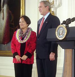 Linda Uehara with President George Bush. Photo from Marcie Herring.