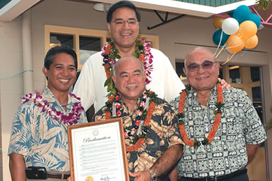 City Councilman Nestor Garcia, Mayor Mufi Hannemann, Wayne Ogasawara and Clarence Agena